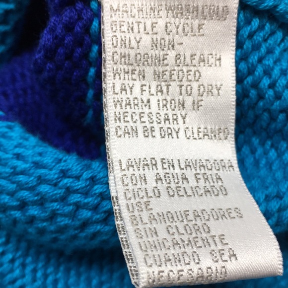 Sweater - Picture 5 of 5